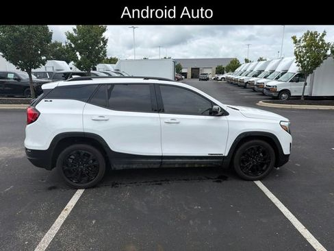 Used 2020 GMC Terrain SLE w/ Driver Convenience Package FWD image 4