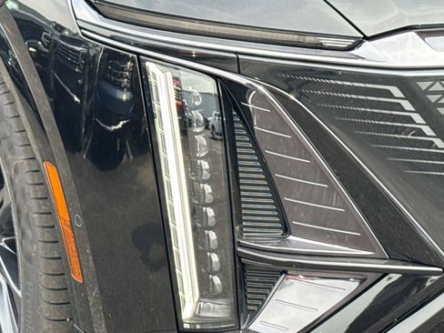 New 2026 Cadillac Lyriq V image 23