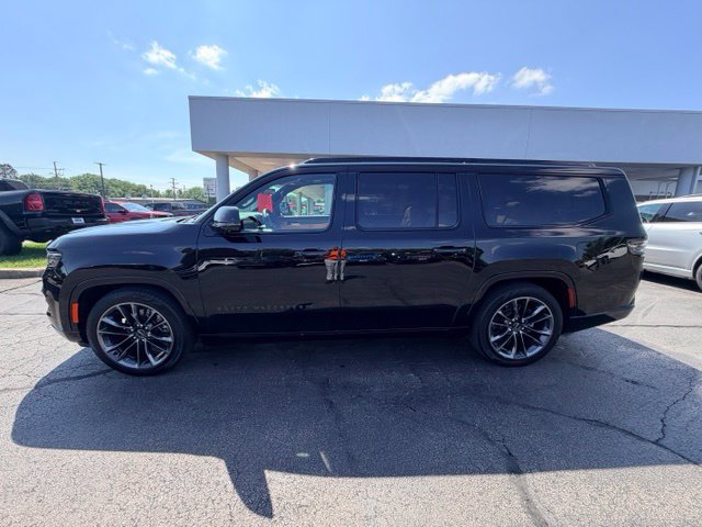 Used 2024 Jeep Grand Wagoneer L Series III w/ Quick Order Packagew 28T AWD/4WD image 35
