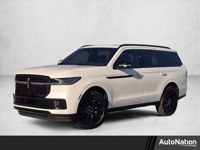 New 2025 Lincoln Navigator Reserve w/ Jet Appearance Package