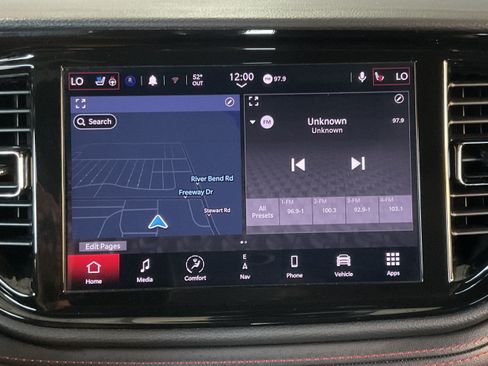 Used 2025 Dodge Durango R/T AWD/4WD image 19