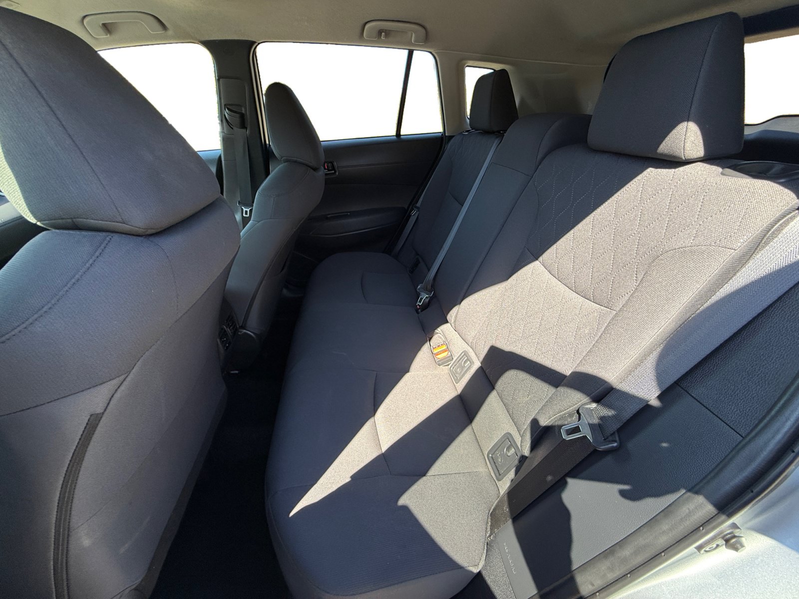 Used 2024 Toyota Corolla Cross LE FWD image 16