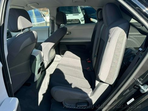 Used 2024 Hyundai Ioniq 5 SEL image 17