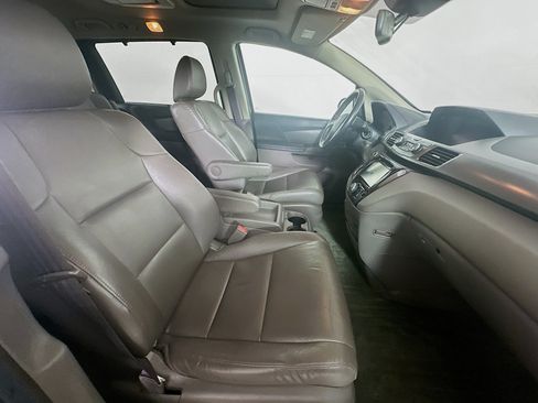 Used 2016 Honda Odyssey Touring image 32