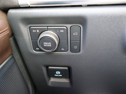 New 2025 Ford Expedition King Ranch image 33