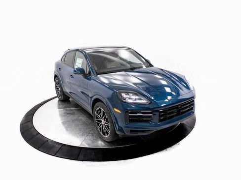 New 2026 Porsche Cayenne Coupe image 41