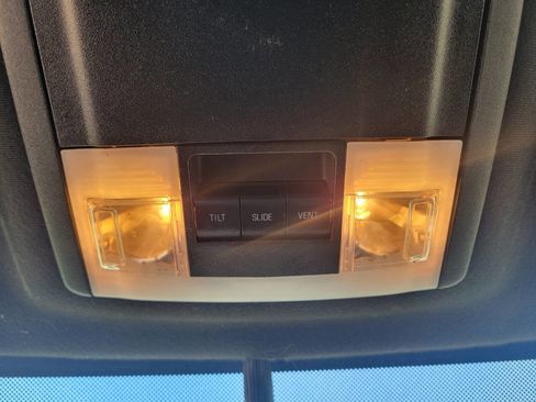 Used 2017 Ford Expedition Limited w/ Equipment Group 301A image 32