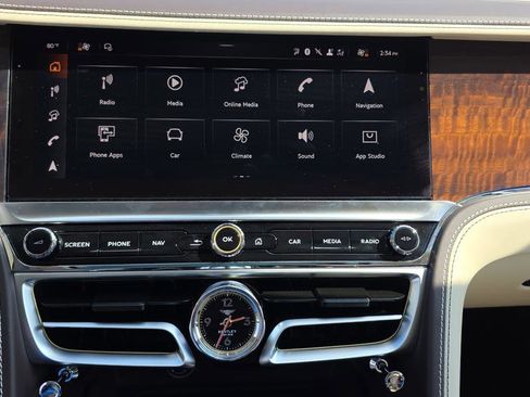 New 2026 Bentley Flying Spur Base image 26