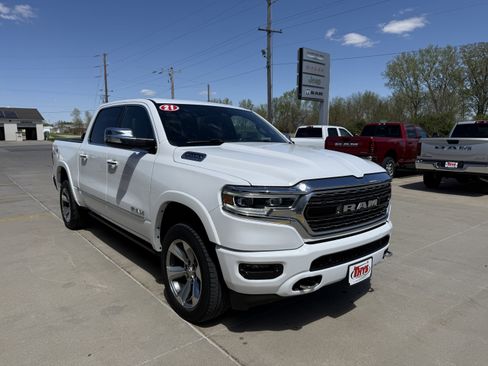 Used 2021 RAM 1500 Limited AWD/4WD image 35