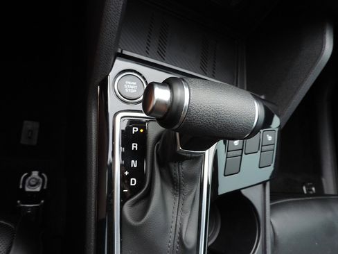 Used 2025 Kia Sportage EX FWD image 20