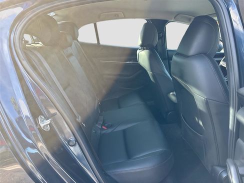 Used 2021 MAZDA MAZDA3 s image 27