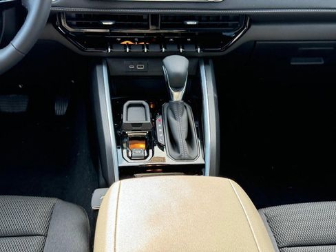 New 2024 Chevrolet Colorado LT w/ LT Convenience Package image 9