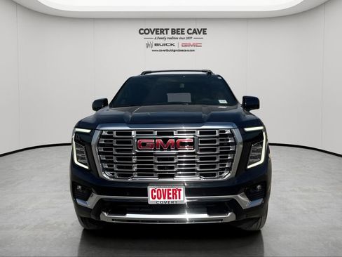 New 2026 GMC Yukon Denali w/ Sun & Power Step Package image 2