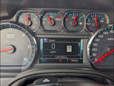 Used 2018 Chevrolet Tahoe LT AWD/4WD image 9