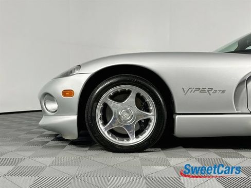 Used 1998 Dodge Viper GTS RWD image 32