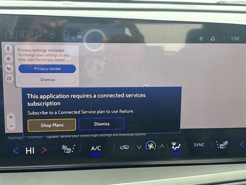 Used 2024 Chevrolet Traverse LT w/ Trailering Package image 14