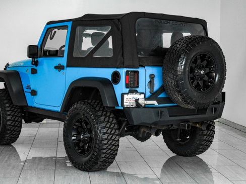 Used 2018 Jeep Wrangler Sport image 45