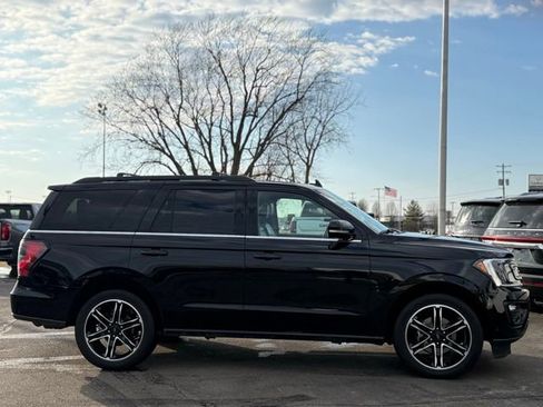 Used 2021 Ford Expedition Limited w/ Equipment Group 303A image 40