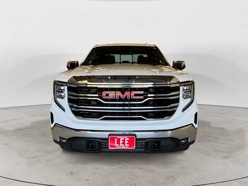Used 2023 GMC Sierra 1500 SLT w/ SLT Premium Package AWD/4WD image 9