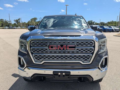 Used 2019 GMC Sierra 1500 SLT w/ SLT Premium Plus Package AWD/4WD image 3