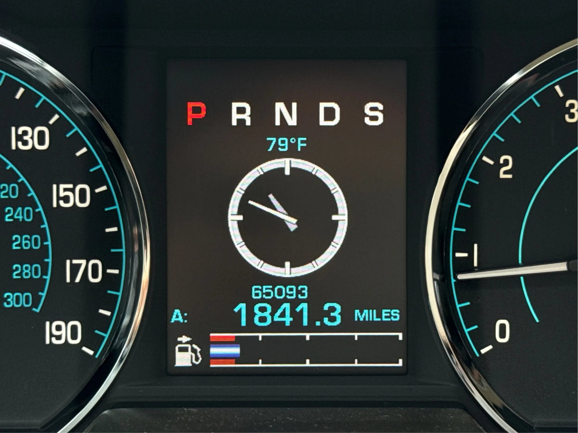 Used 2013 Jaguar XF 3.0 RWD image 14