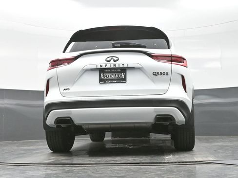 New 2025 INFINITI QX50 Sport image 28