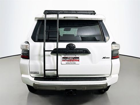 Used 2022 Toyota 4Runner TRD Off-Road Premium image 6