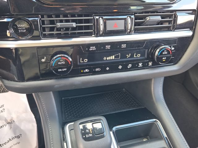 Used 2025 Nissan Pathfinder SV FWD image 20