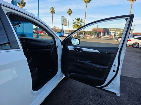 Used 2019 Nissan Sentra S image 15