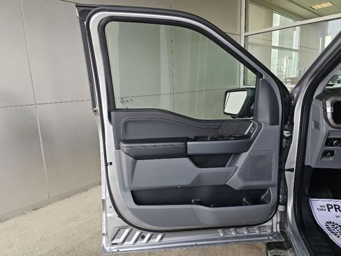 Used 2024 Ford F150 XLT w/ Mobile Office Package image 18