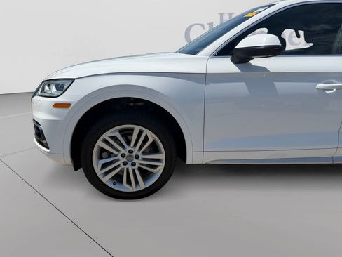 Used 2018 Audi Q5 Prestige w/ Prestige Package AWD/4WD image 19