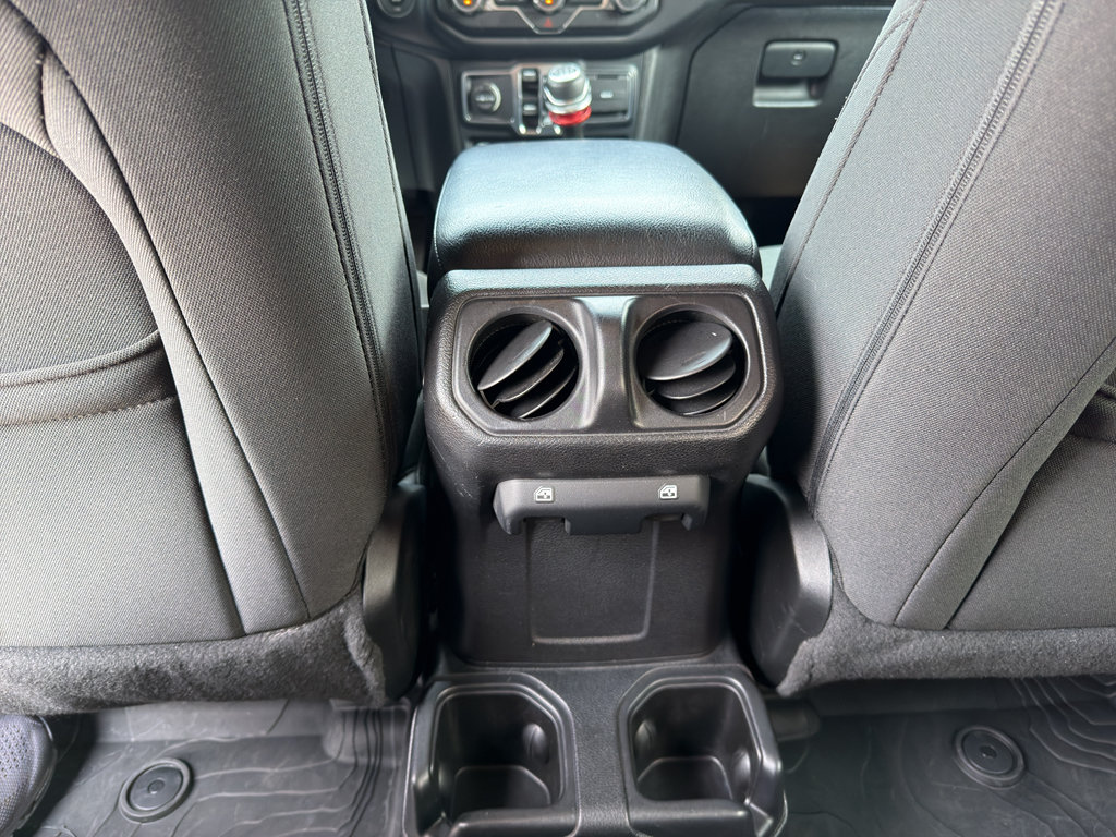 Used 2019 Jeep Wrangler Unlimited Sport S AWD/4WD image 16