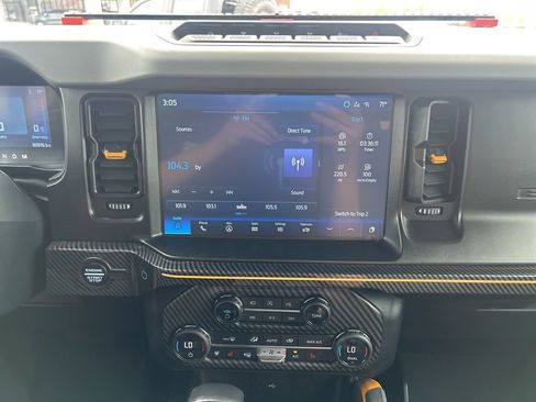 Used 2021 Ford Bronco Badlands AWD/4WD image 15