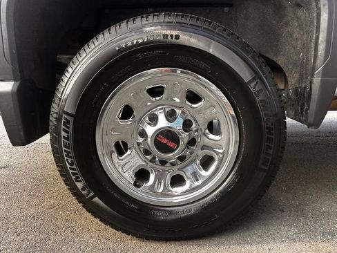 Used 2024 GMC Sierra 2500 Pro AWD/4WD image 33