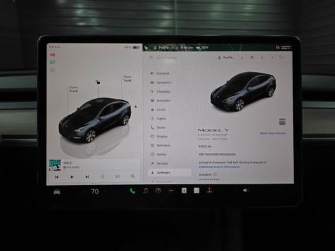 Used 2024 Tesla Model Y Long Range image 26