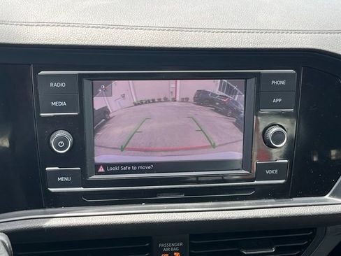 Used 2023 Volkswagen Jetta S FWD image 23