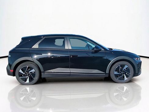 New 2026 Hyundai Ioniq 5 SE RWD image 4