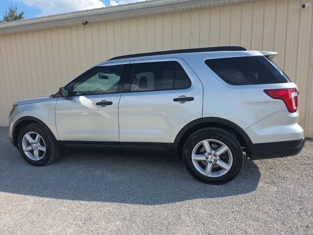 Used 2019 Ford Explorer FWD image 8