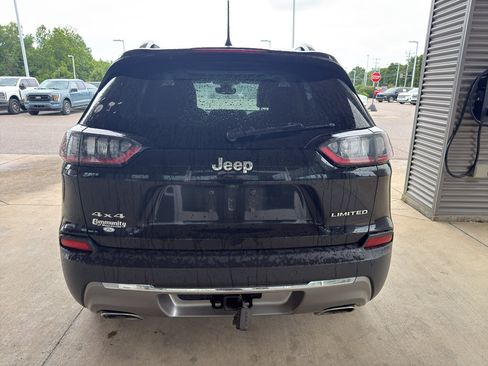 Used 2019 Jeep Cherokee Limited w/ Trailer Tow Group AWD/4WD image 4