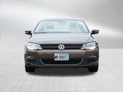 Used 2013 Volkswagen Jetta SE image 2