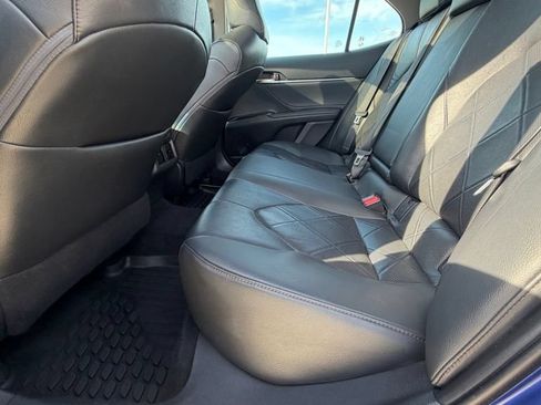 Used 2018 Toyota Camry XLE w/ Protection Package (Q2) FWD image 17