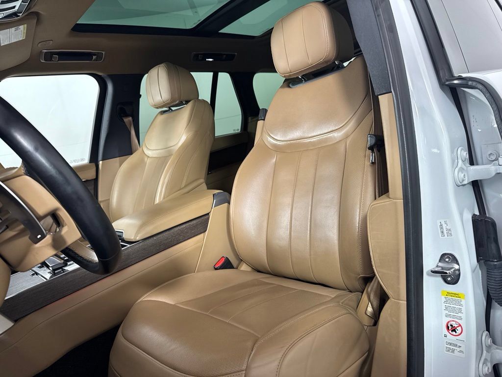 Used 2023 Land Rover Range Rover SE AWD/4WD image 14