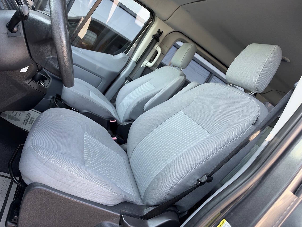 Used 2017 Ford Transit 150 XL RWD image 8