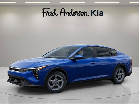 New 2025 Kia K4 LXS image 19