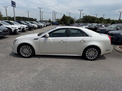 Used 2011 Cadillac CTS Premium RWD image 10