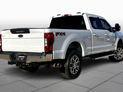 Used 2020 Ford F250 Lariat w/ Lariat Value Package image 11