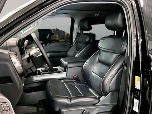 Used 2025 Ford F250 Lariat w/ Lariat Ultimate Package AWD/4WD image 9