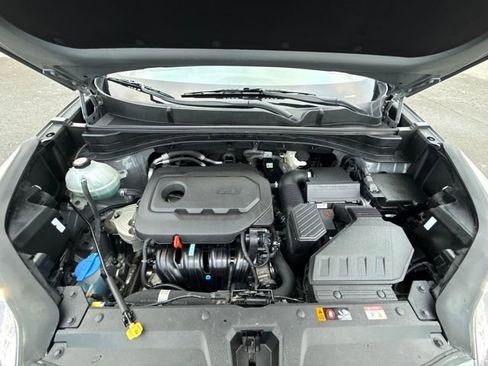 Used 2020 Kia Sportage LX image 28