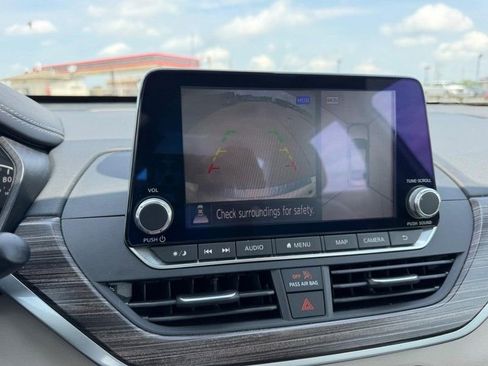 Used 2019 Nissan Altima 2.5 Platinum AWD/4WD image 21