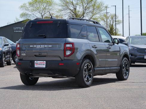 Used 2025 Ford Bronco Sport Outer Banks w/ Outer Banks Tech Package+ AWD/4WD image 3